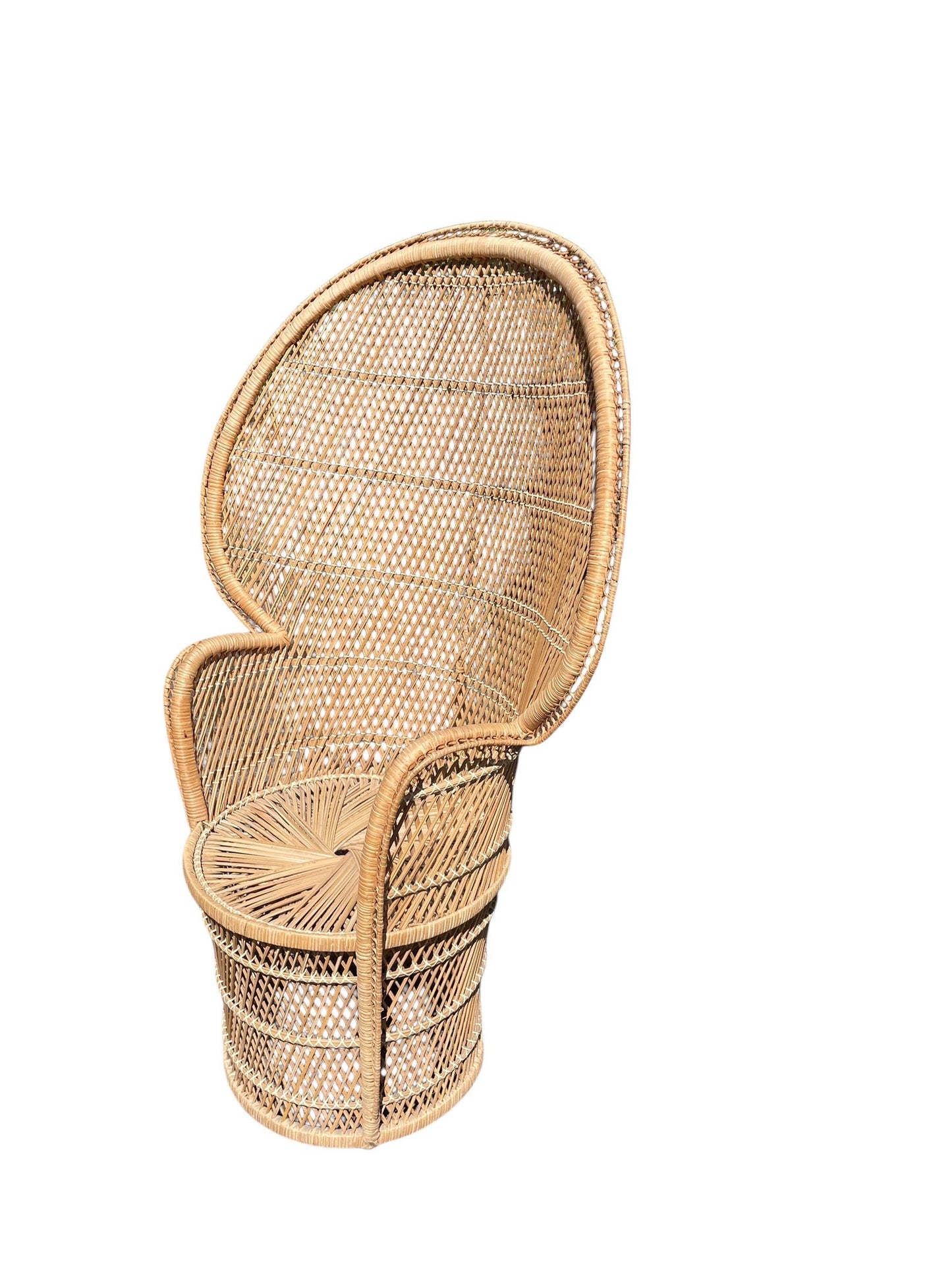 Iconic Peacock Chair Bohemian Wicker Emanuelle Peacock Chair Balloon Back Armchair Palm Beach Vintage Charm