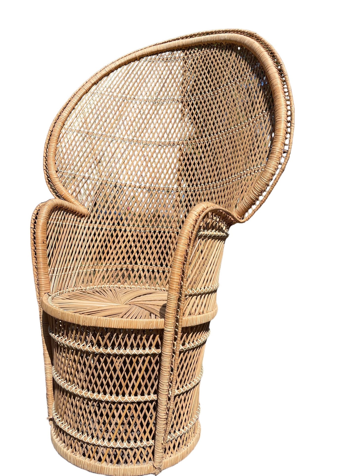Iconic Peacock Chair Bohemian Wicker Emanuelle Peacock Chair Balloon Back Armchair Palm Beach Vintage Charm