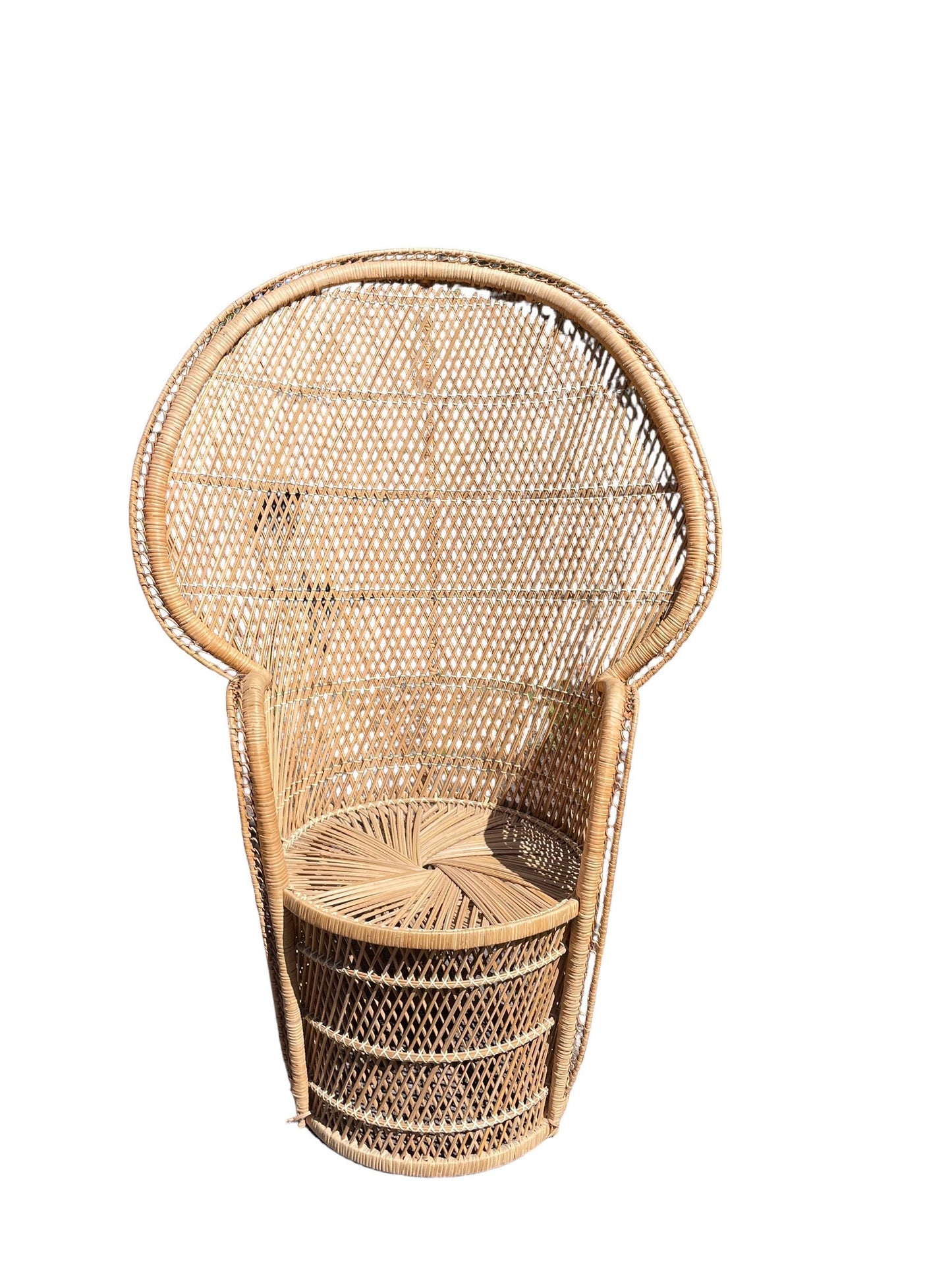 Iconic Peacock Chair Bohemian Wicker Emanuelle Peacock Chair Balloon Back Armchair Palm Beach Vintage Charm